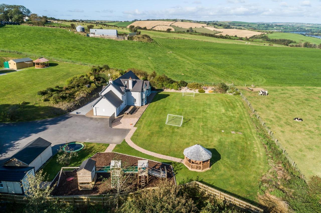 Four Winds,Kinsale Town,Exquisite Holiday Homes,Sleeps 26 エクステリア 写真