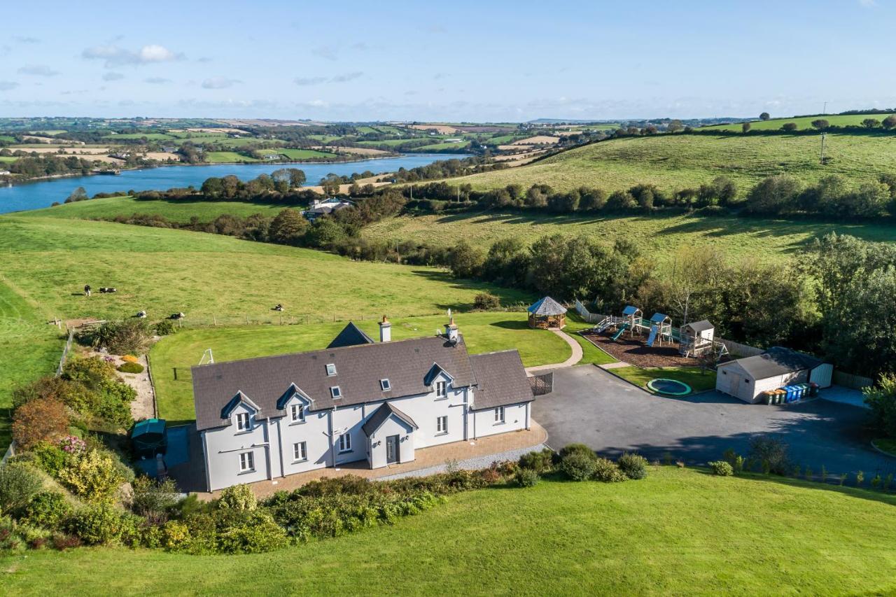 Four Winds,Kinsale Town,Exquisite Holiday Homes,Sleeps 26 エクステリア 写真