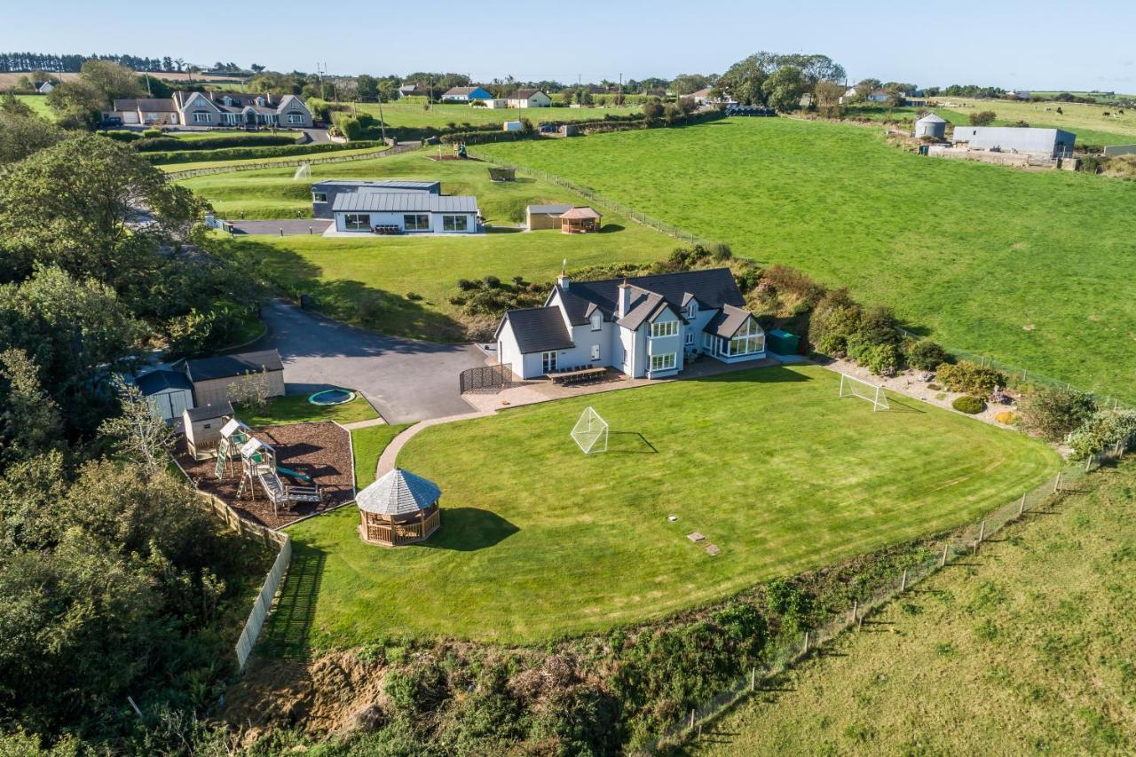 Four Winds,Kinsale Town,Exquisite Holiday Homes,Sleeps 26 エクステリア 写真